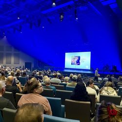 Eagle Brook Church in Apple Valley, MN - Worship auditorium