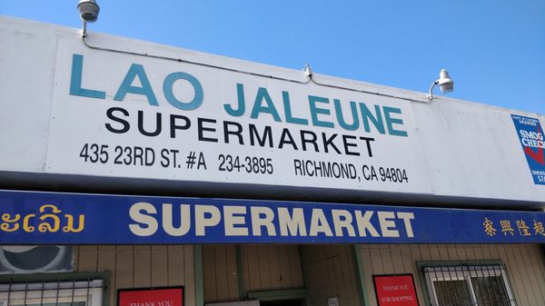Lao Jaleune Supermarket by null