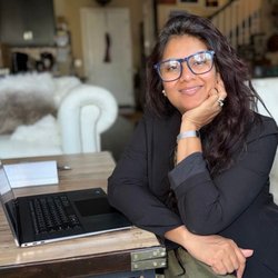 Homeopathy Health Hub - Meet Dr. Queenita Fernandes, helping individuals, families and their pets find natural balance and healing through classical homeopathy.