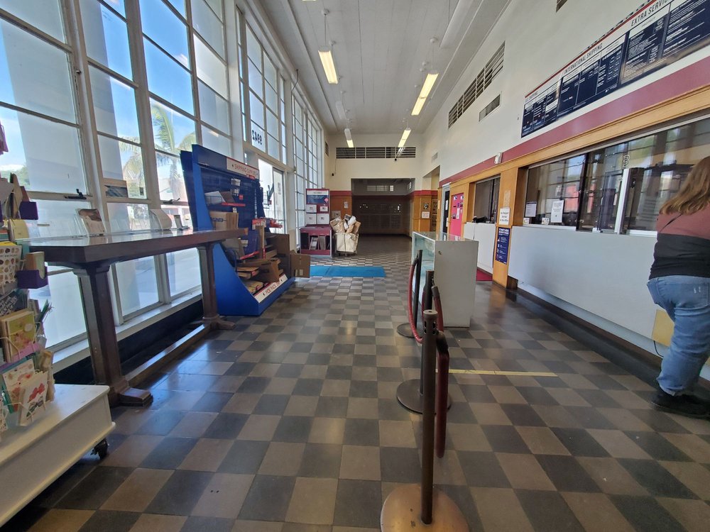 US POST OFFICE Updated September 2024 23 Photos & 118 Reviews 9942 Culver Blvd, Culver