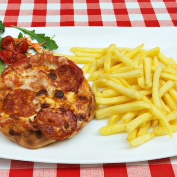 Mel's Bar - Pizzaburger @ Mels Bar Diner Basel 4056 Restaurant homemade Ice Cream Food 1960 - Italian Near Me - Basel, BS