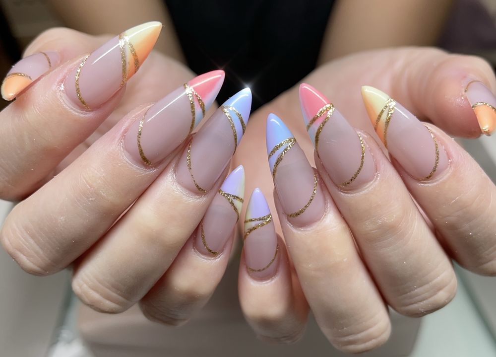 Dreamy Nail Designs Studio Logo