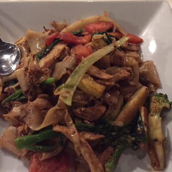 Saigon Bangkok - Drunken noodles - Vietnamese Near Me - Tonawanda, New York Saigon Bangkok - Drunken noodles - Vietnamese Near Me - Tonawanda, New York