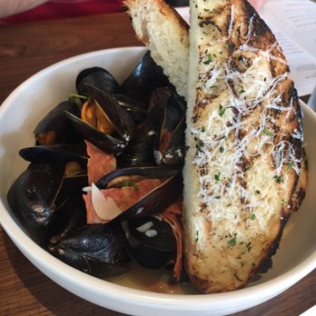 North Italia - Black Mediterranean Mussels - Italian Near Me - Plano, Texas North Italia - Black Mediterranean Mussels - Italian Near Me - Plano, Texas