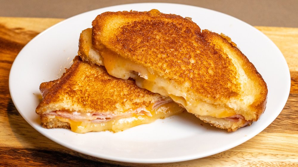 AUNTIE’S CANTEEN Updated August 2024 16 Photos New Westminster, British Columbia Food