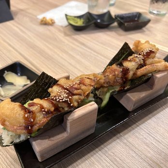 Yuubi Sushi - Spider Hand Roll (2 pcs) - Sushi Bars Near Me - Beaverton, Oregon