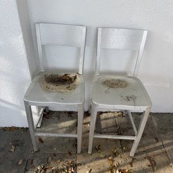 The White House Hotel Biloxi - Pool area chairs