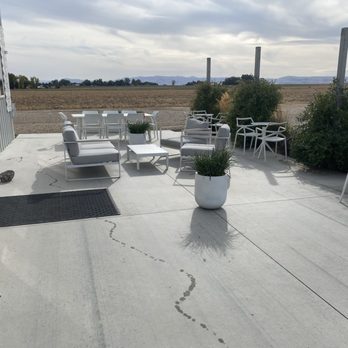 SCORIA Vineyards - Patio - Wine Tasting Room Near Me - Caldwell, Idaho