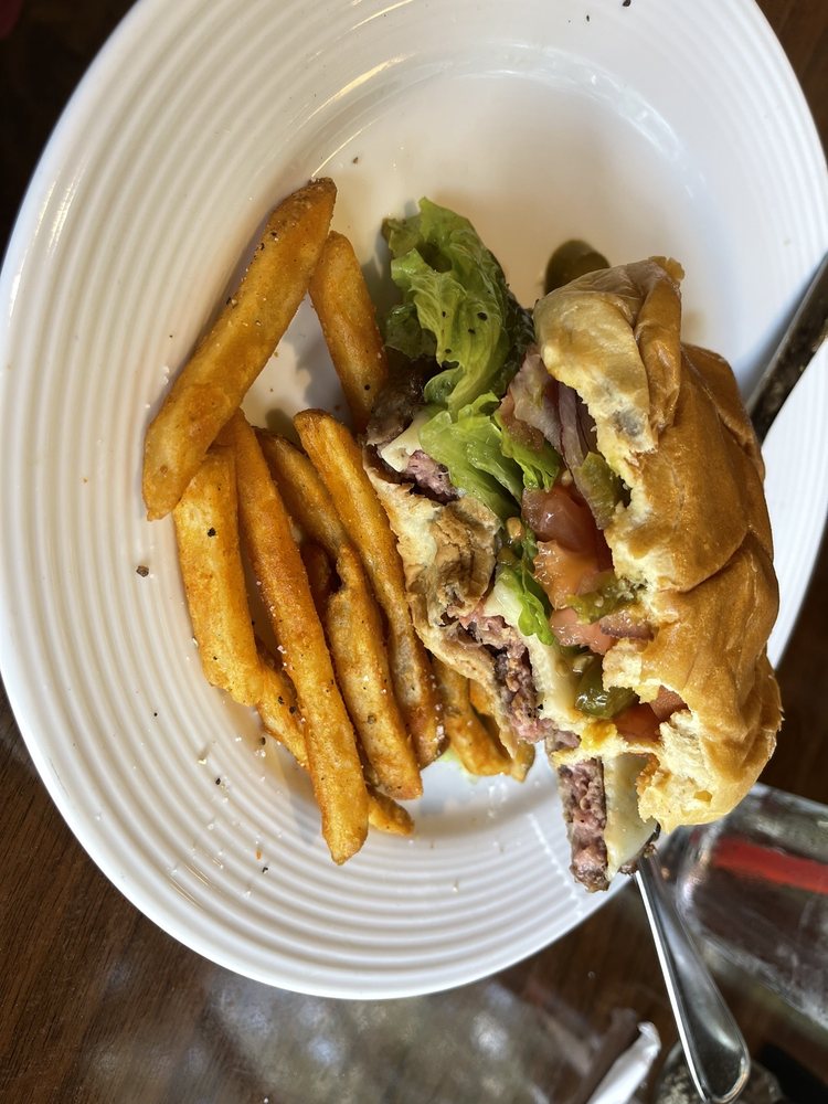 KENZIE’S Updated November 2024 71 Photos & 52 Reviews 7600 Mystic