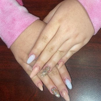 Holly Nails & Spa - nails - Nail Salons Near Me - Riverside, California