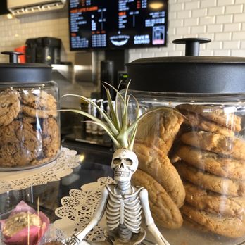 Blvd Cafecito - Yummy cookies - Coffee & Tea Near Me - Burbank, California Blvd Cafecito - Yummy cookies - Coffee & Tea Near Me - Burbank, California