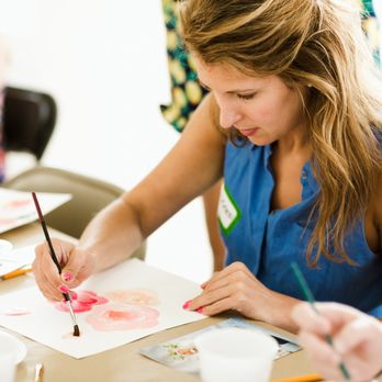 Level Up - Floral Watercolor with Lauren Dahl! - Art Classes Near Me Level Up - Floral Watercolor with Lauren Dahl! - Art Classes Near Me