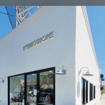 Stereoscope Coffee - Store Front on 2nd Street in Long Beach - Coffee Roasteries Near Me - Long Beach, California Stereoscope Coffee - Store Front on 2nd Street in Long Beach - Coffee Roasteries Near Me - Long Beach, California