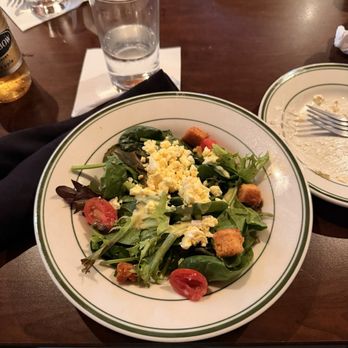 Pub W - House salad - Pubs Near Me - Norman, Oklahoma