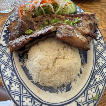 Anh and Chi - Vietnamese Near Me - Vancouver, British Columbia