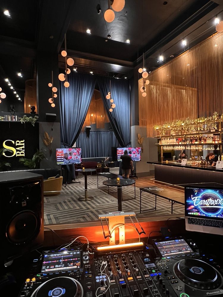 S Bar Las Vegas