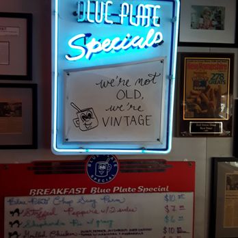Red Arrow Diner - Diners Near Me - Manchester, New Hampshire Red Arrow Diner - Diners Near Me - Manchester, New Hampshire