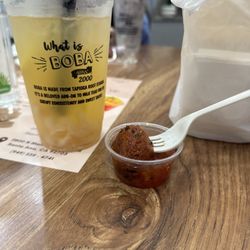Lollicup Fresh - Lychee tea with golden fishball