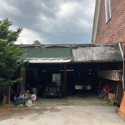 Twin Mountain Campground - Run down shed