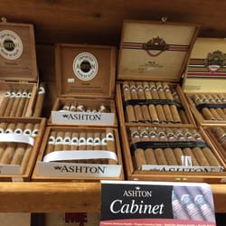 Bull's Head Cigars - Huge selection of Ashton cigars