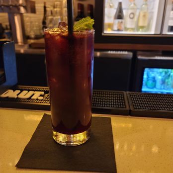 Frankie's Sips & Savories - How's Your Love Life - Wine Bars Near Me - Cincinnati, Ohio