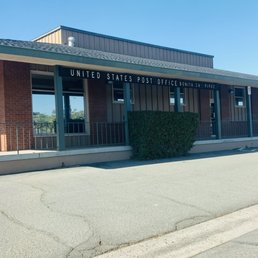 Front of the business, entry is on West side door Front of the business, entry is on West side door