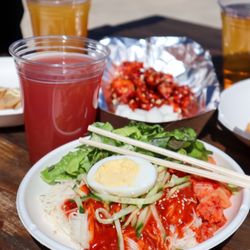 Outrun Brewing - Can't wait to dig in food by Foodcation Forever, Seoul Chikin and Chef Lino Yi @tiffhuangry