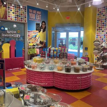 IT'SUGAR - Candy Stores Near Me - Glendale, Arizona