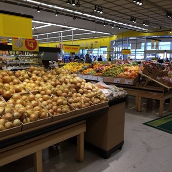 No Frills - the produce section of a grocery store - Grocery Near Me - Arnprior, Ontario No Frills - the produce section of a grocery store - Grocery Near Me - Arnprior, Ontario