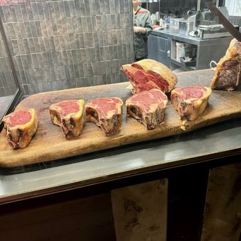 Darvaza - Steaks prepared - Restaurants Near Me - Barcelona, B Darvaza - Steaks prepared - Restaurants Near Me - Barcelona, B