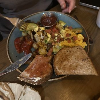 First Watch - Breakfast & Brunch Near Me - Tampa, Florida