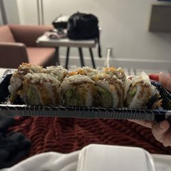 Kabuki Food Truck - Crunch Roll