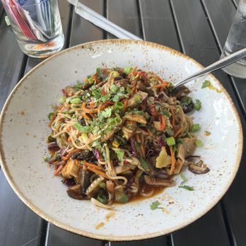 Kitchen Social - Spicy Ramen noodles - Cocktail Bars Near Me - Columbus, Ohio Kitchen Social - Spicy Ramen noodles - Cocktail Bars Near Me - Columbus, Ohio