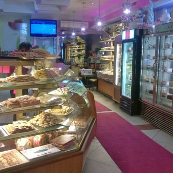 Papa Pastry & Cafe - Desserts Near Me - Toronto, Ontario Papa Pastry & Cafe - Desserts Near Me - Toronto, Ontario