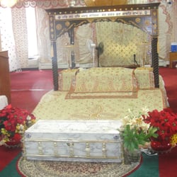 Glen Cove Gurudwara - Inside where Prayer happens