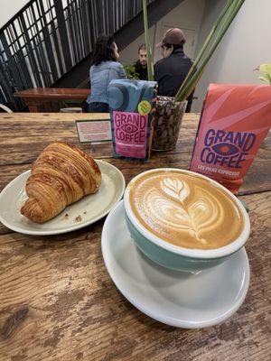 Grand Coffee by null