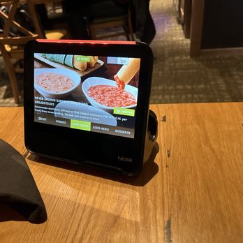 Olive Garden Italian Restaurant - Red light requesting server. - Italian Near Me - Dalton, Georgia Olive Garden Italian Restaurant - Red light requesting server. - Italian Near Me - Dalton, Georgia