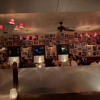 Sammie’s - Restaurant inside - Italian Near Me - Austin, Texas Sammie’s - Restaurant inside - Italian Near Me - Austin, Texas