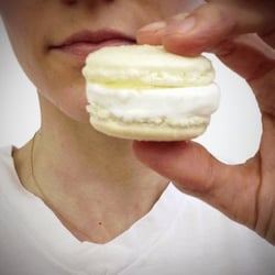 Ricca Co. - Itty Bitty Macaron Ice Cream Sandwich