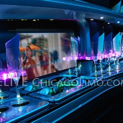 Elite Chicago Limo - Chicago Stretch Navigator Limousine Interior