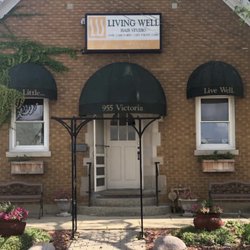 Living Well Hair Studio - Outside of the salon
