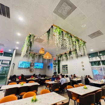 Persis Indian Grill - Dining area - Indian Near Me - Orlando, Florida Persis Indian Grill - Dining area - Indian Near Me - Orlando, Florida