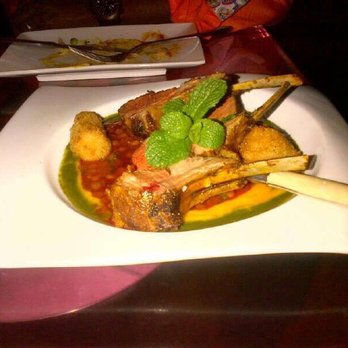 Lee - Asian Fusion Near Me - Toronto, Ontario