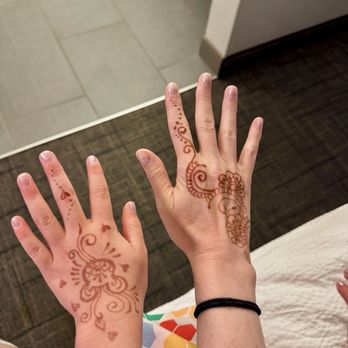 Henna Twinkle - Henna Artists Near Me