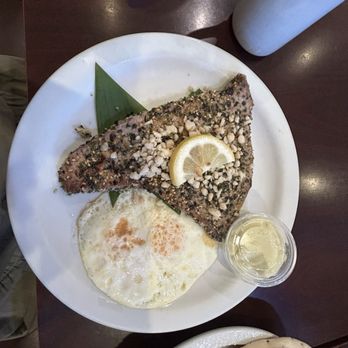 Eggs 'n Things Ko Olina - Ahi and eggs - American Near Me - Kapolei, Hawaii