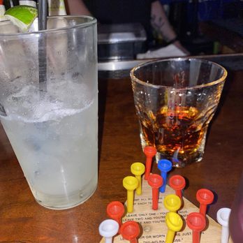Bar Uno - Drinks at the bar - Beer Bar Near Me - Albuquerque, New Mexico