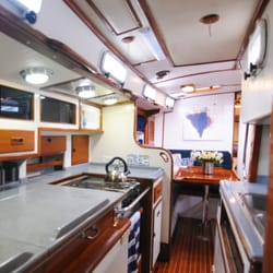 Moment Sailing Adventures - Moment's full galley