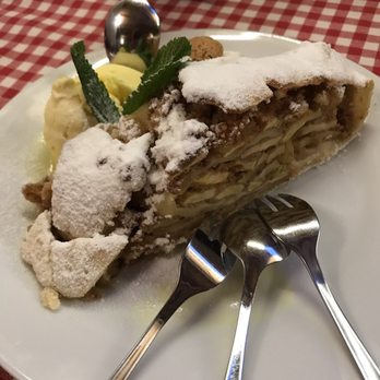 Pivo & Basilico - Apple strudel - Italian Near Me - Prague, Puerto Rico Pivo & Basilico - Apple strudel - Italian Near Me - Prague, Puerto Rico