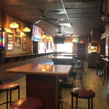 Swallow's Restaurant - Game/hang out area - Bars Near Me - Syracuse, New York