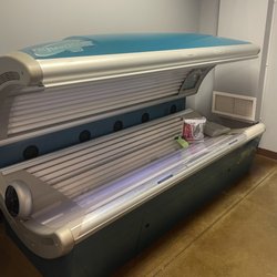 Xtreme Tanning - Red Light